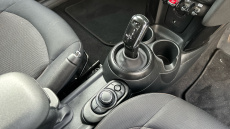 MINI Hatchback 1.5 Cooper Classic Premium 5dr Petrol Hatchback